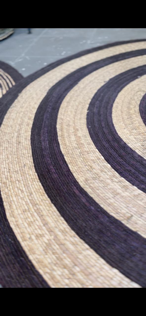 Circular mat