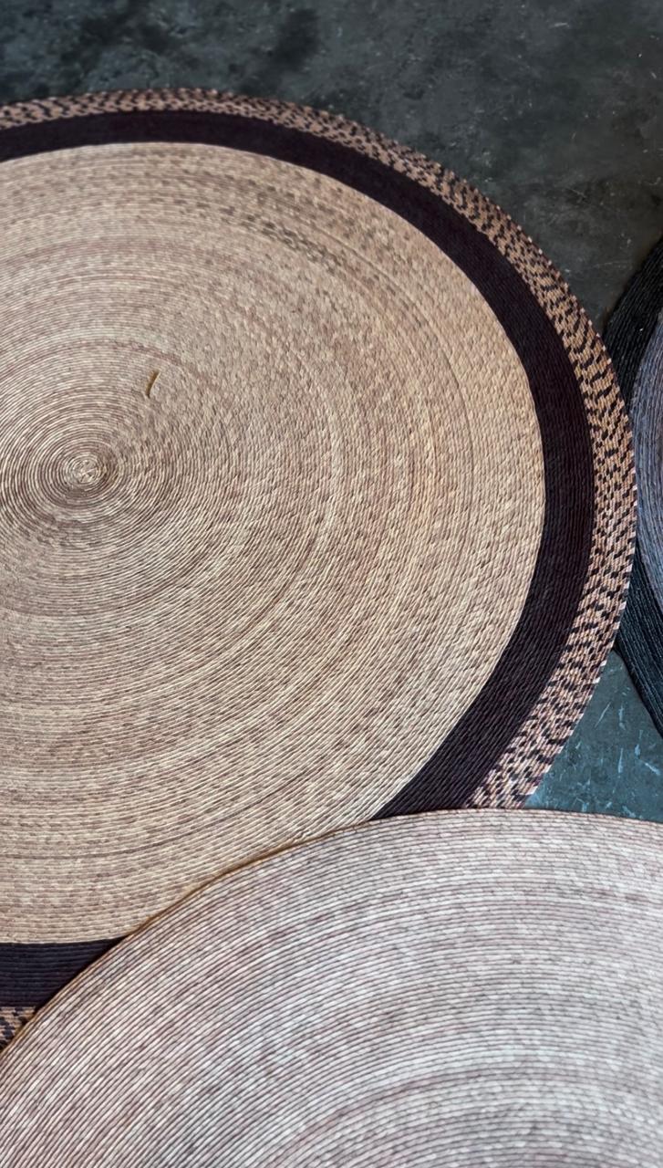 Circular mat