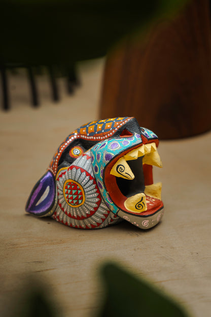 los alebrijes de oaxaca, cabeza jaguar alebrije