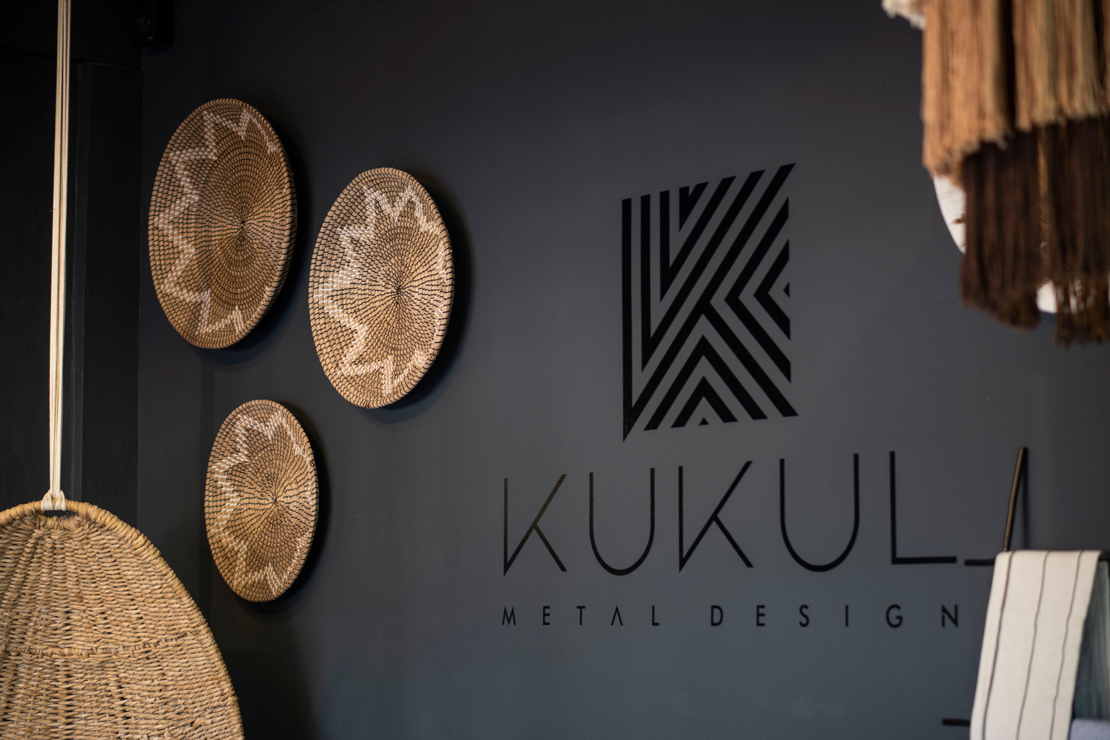 Fabricantes de muebles en playa del carmen, productos artesanales, lamparas, muebles de parota